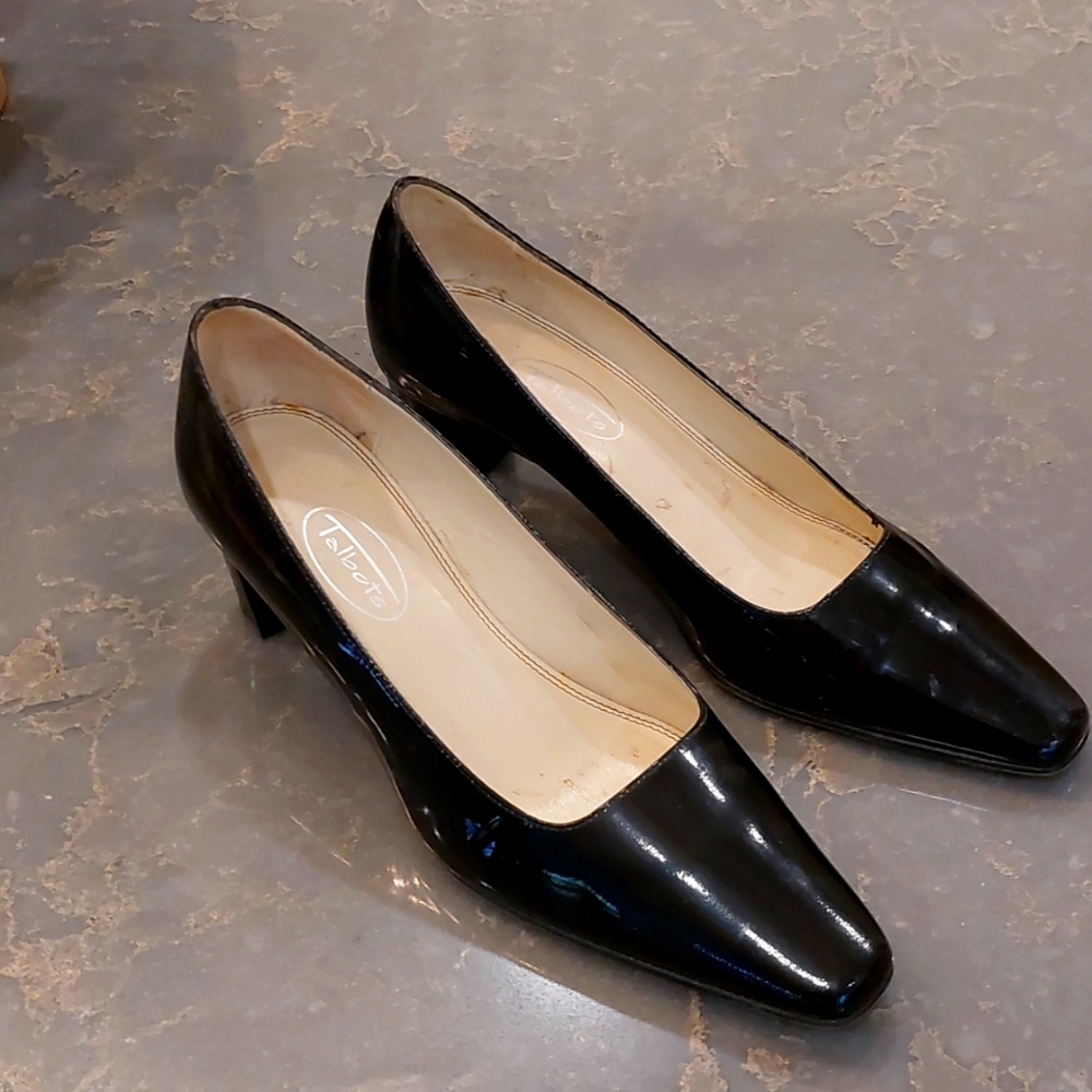 Talbots patent leather pumps US 7M
